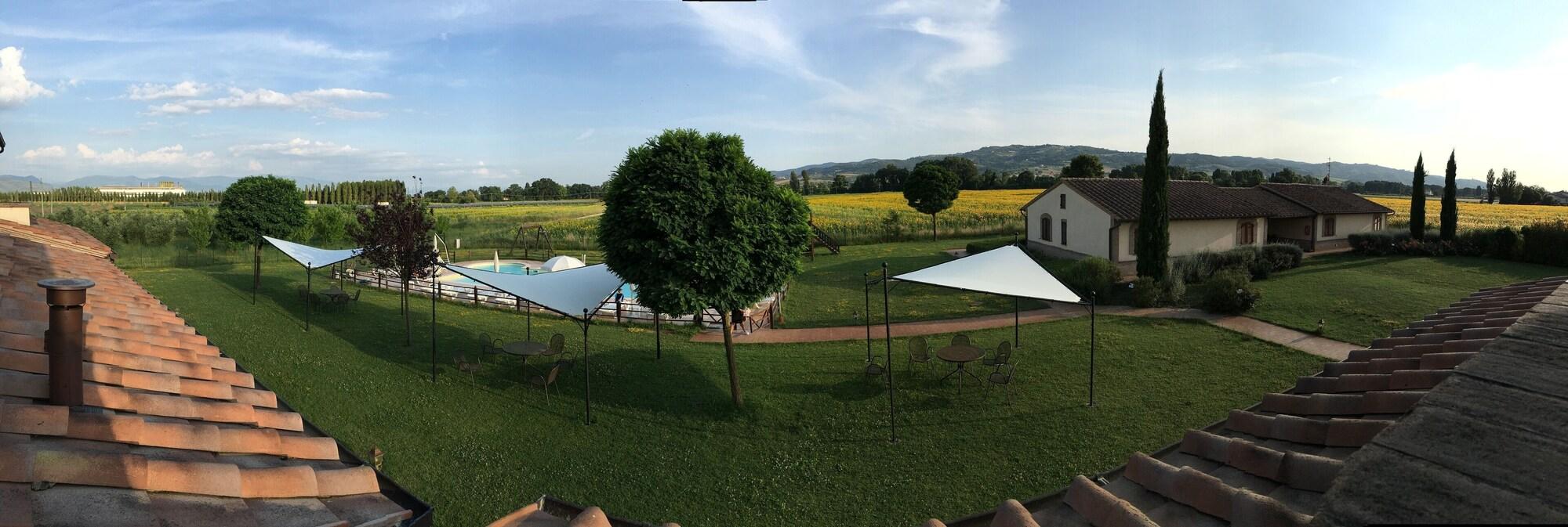 Agriturismo Le Rondini Di Francesco Di Assisi Cannara Екстер'єр фото