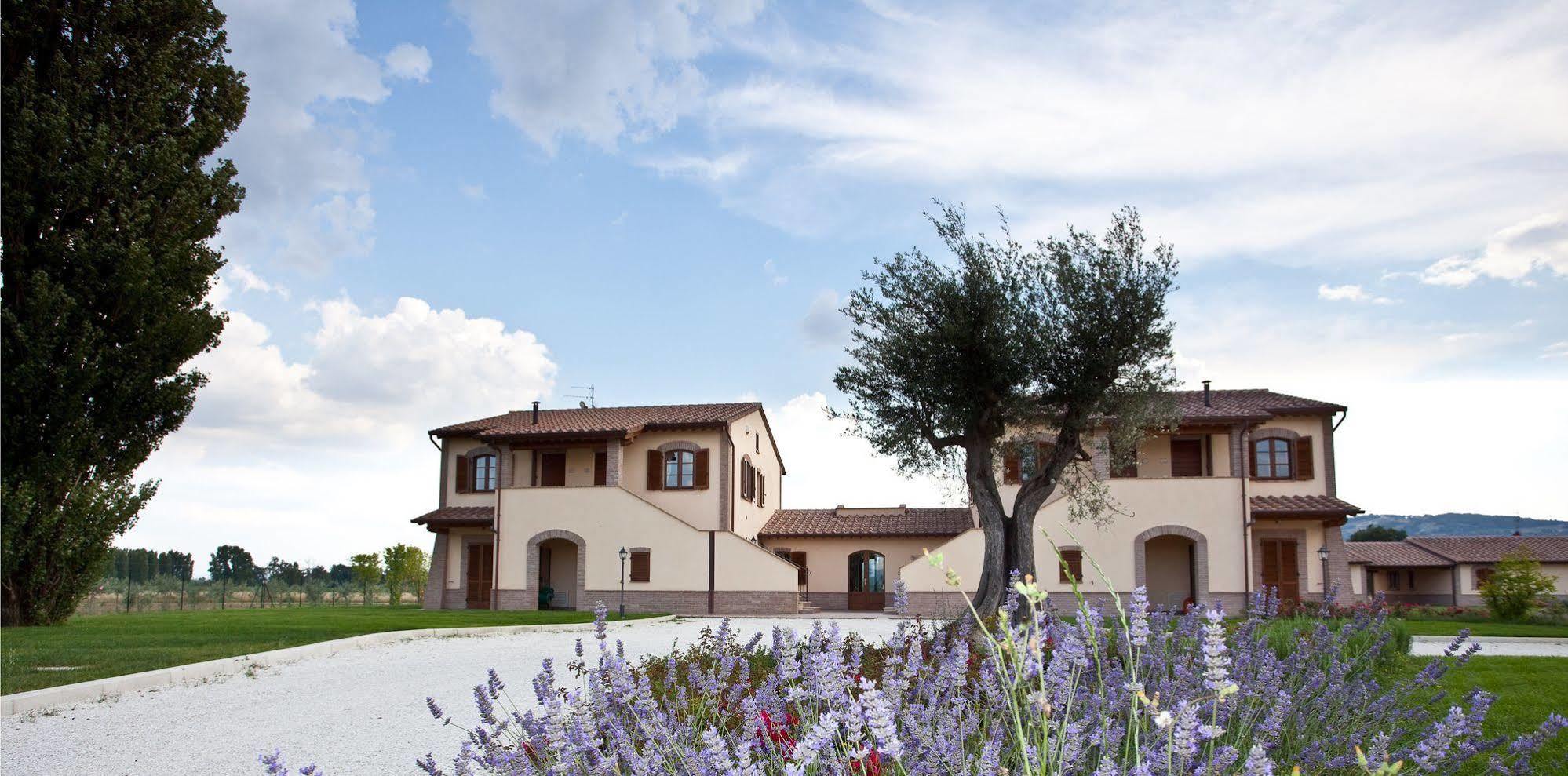 Agriturismo Le Rondini Di Francesco Di Assisi Cannara Екстер'єр фото